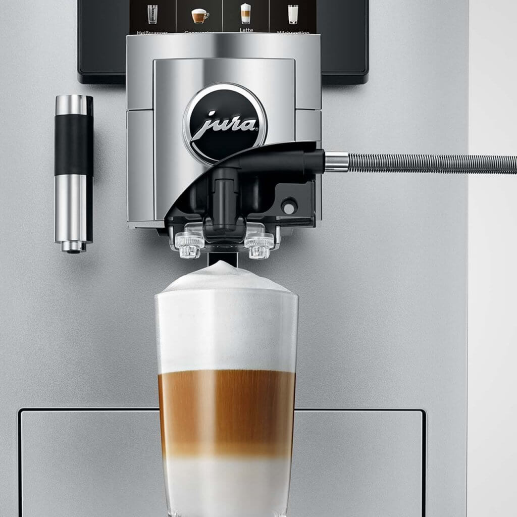 JURA X10: Der Kaffeespezialitäten-Profi - modern, robust, komfortabel, vielseitig!